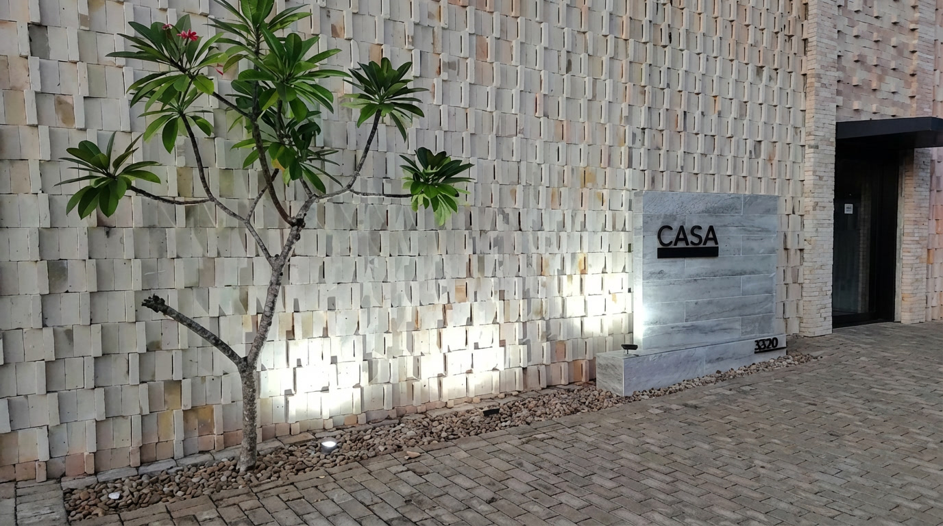 Casa da Moldura — fachada da loja